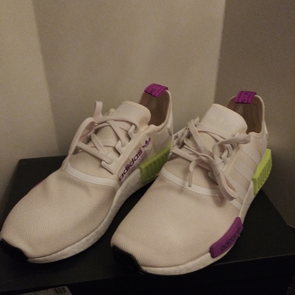 Adidas Sneakers - Picture 1 of 6